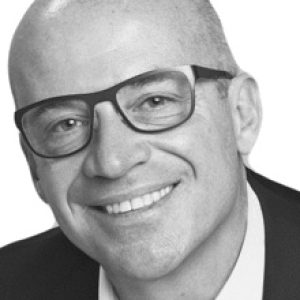 Claudio Bellini, arkkitehti ja muotoilija, Frezzan DR-johtajanpöydän suunnittelija