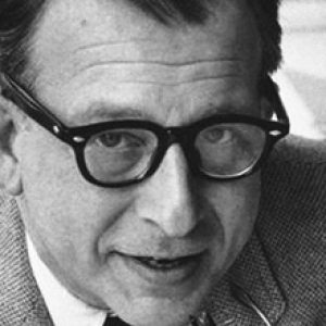 Eero Saarinen, Womb-nojatuolin ja Tulip-sarjan suunnittelija Knollille
