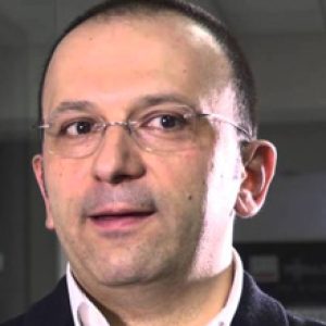 Paolo Pampanoni, assisilainen arkkitehti ja muotoilija — Las Mobilin Mood-tilanjakojärjestelmän suunnittelija