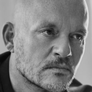 Vincent Van Duysenin Mutinalle suunnittelemat pinnat toimiston aulassa