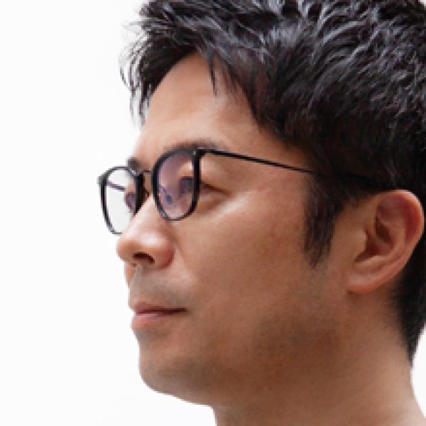 Tokujin Yoshiokan Mutina-keramiikka toimiston aulassa