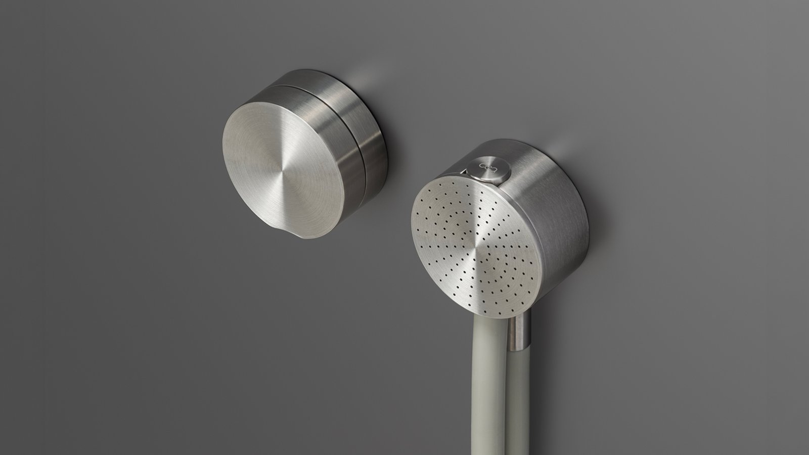 Burman tiikkinen kahva Giotto-hanassa, Cea Design