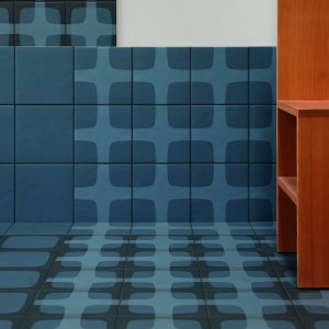 Betty paletti Blush Concrete ja Night Blue