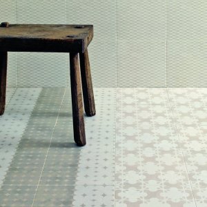 Taukotilan seinae Azulej Bianco kuvioin