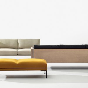 Arperin modulaarinen Steeve-sohva loungetilassa