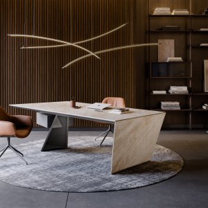 Design-työpöytä Nasdaq Cattelan Italialta ja vino teräsjalka