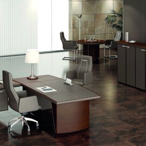 Credenza-kirjahyllyn kupera liukuovi valojuovalla, iSixty-mallisto