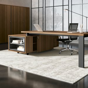 GO Colombini Office -neuvottelupöytä keskikansielementillä