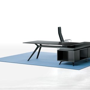 Siniseksi maalattu lasikansi design-työpöydässä DR