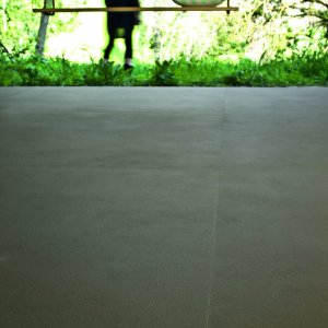 Yksityiskohta käveltävästä Déchirer-reliefistä