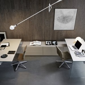 Johtajan työpöytä Air Desk, design Pinuccio Borgonovo