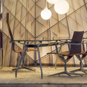 Kuna Chair tummanruskealla nahalla