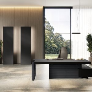 Las Mobili Jera johtajan toimisto Espoo — pöytä 2 100 mm, neuvottelupöytä 2 100 mm, yhtenäinen viimeistely