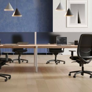 Vaaleanharmaa Key Go KYG225 Kastelilta edestä kuvattuna