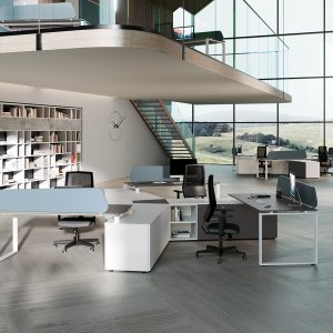 Lasitaso Loft-johtajanpöydässä