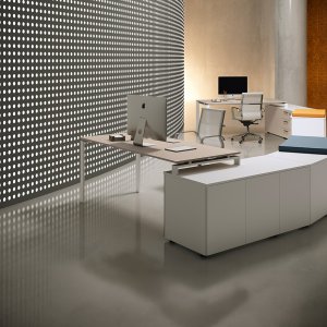 Laatikosto Loft riippukansiolaatikolla