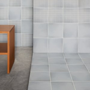 Laehikuva Aurore Charcoal Grid S tiheaestae ruudukosta