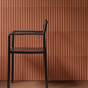 Rombini Triangle Extra Small -listat Matt Red -värissä lähikuvassa