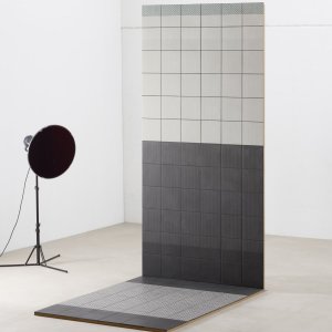 Tape Mutina Mesh White -kuvio valkoisella pohjalla