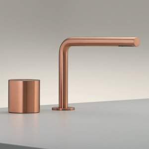 Opus kaksireikäinen progressiivinen sekoittaja kääntyvällä juoksuputkella Copper-satinoituna