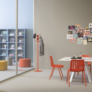 Työpiste Arki-Table ARKW9 kuudelle väliseinäkkeillä
