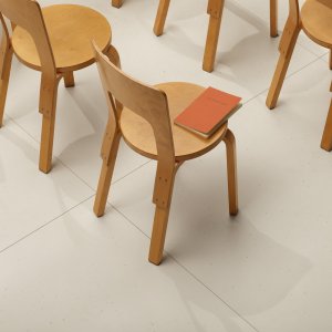 Aula Primavera 120x120 -suurlaatoilla